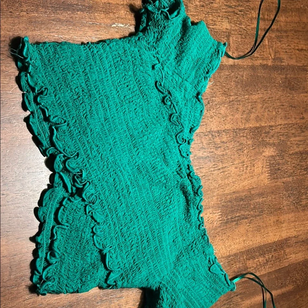 Green Ruffled Off-Shoulder Top - Picture 3 of 3